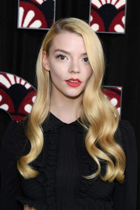 mondomonger|Anya Taylor